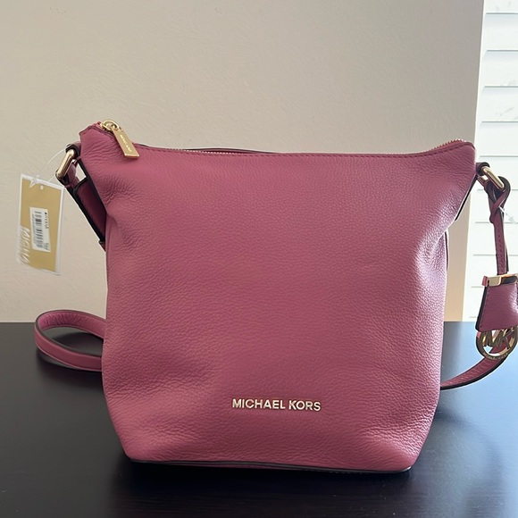 NWT Michael Kors Tulip Bedford Messenger Handbag - Picture 1 of 9